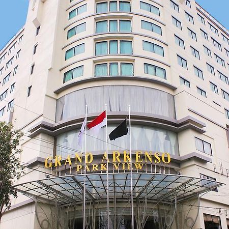 Grand Arkenso Park View Hotel Semarang Buitenkant foto