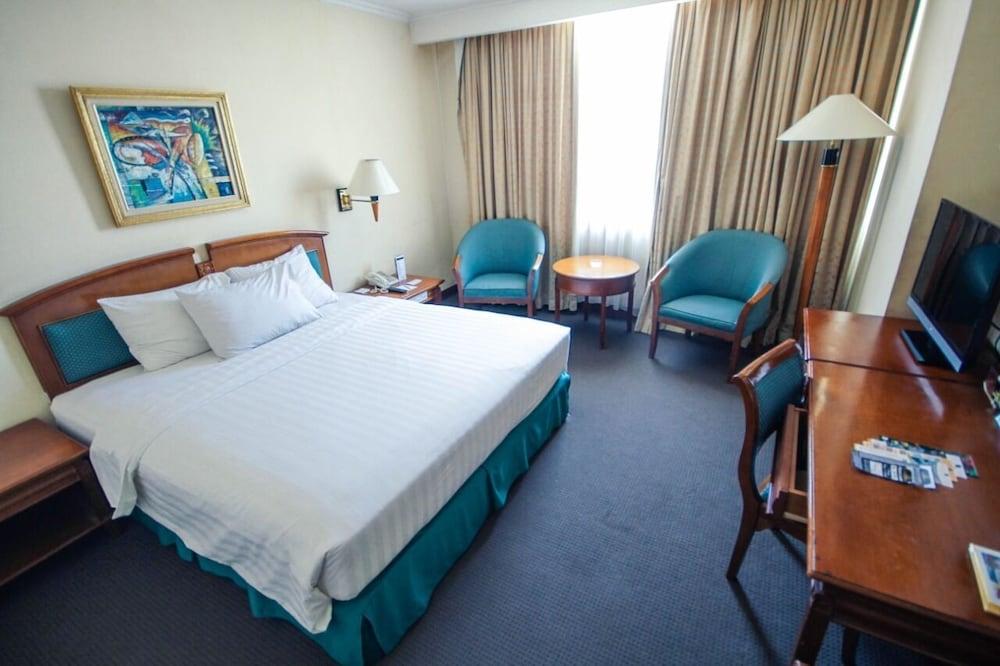 Grand Arkenso Park View Hotel Semarang Buitenkant foto