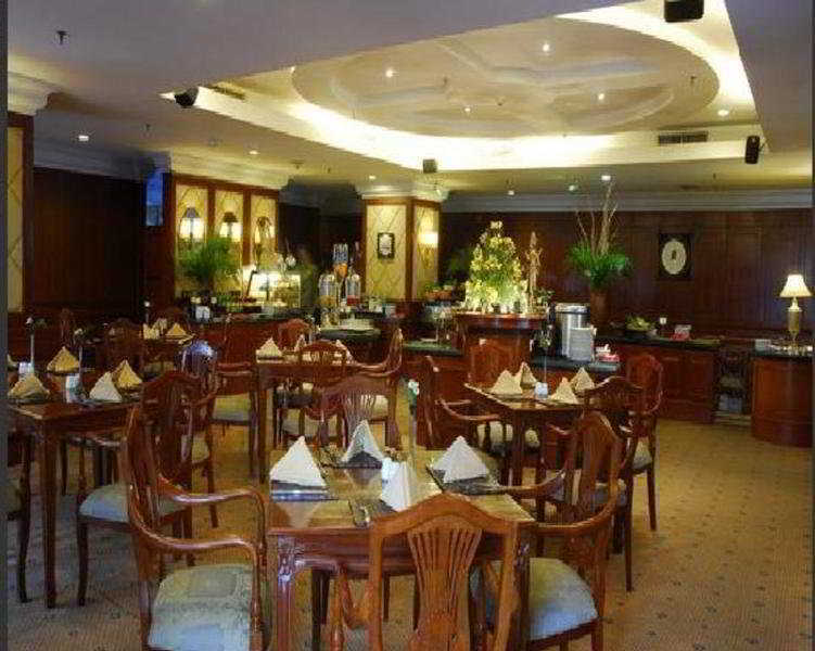Grand Arkenso Park View Hotel Semarang Buitenkant foto