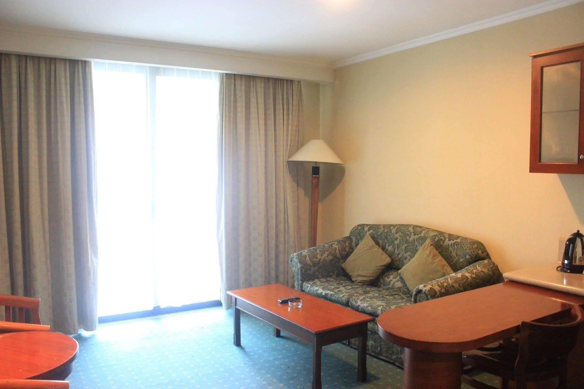 Grand Arkenso Park View Hotel Semarang Buitenkant foto