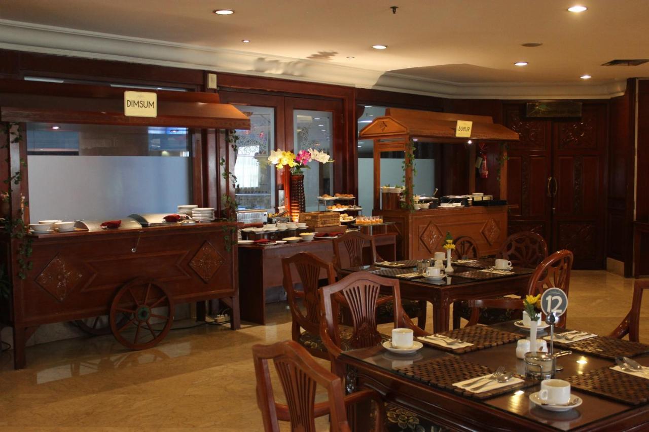 Grand Arkenso Park View Hotel Semarang Buitenkant foto